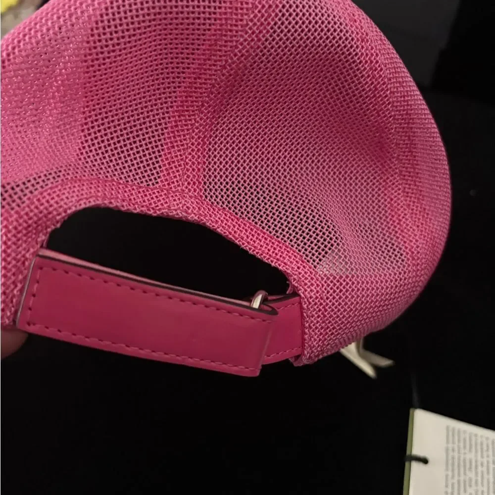 Brand new Gucci Pink and Blue Logo Cap gg all over - Picture 3 of 4